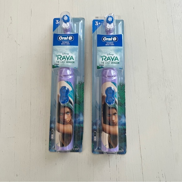 Oral-B Kids Battery Powered Electric Toothbrush Featuring Disney’s Raya x 2 PACK - Picture 1 of 2